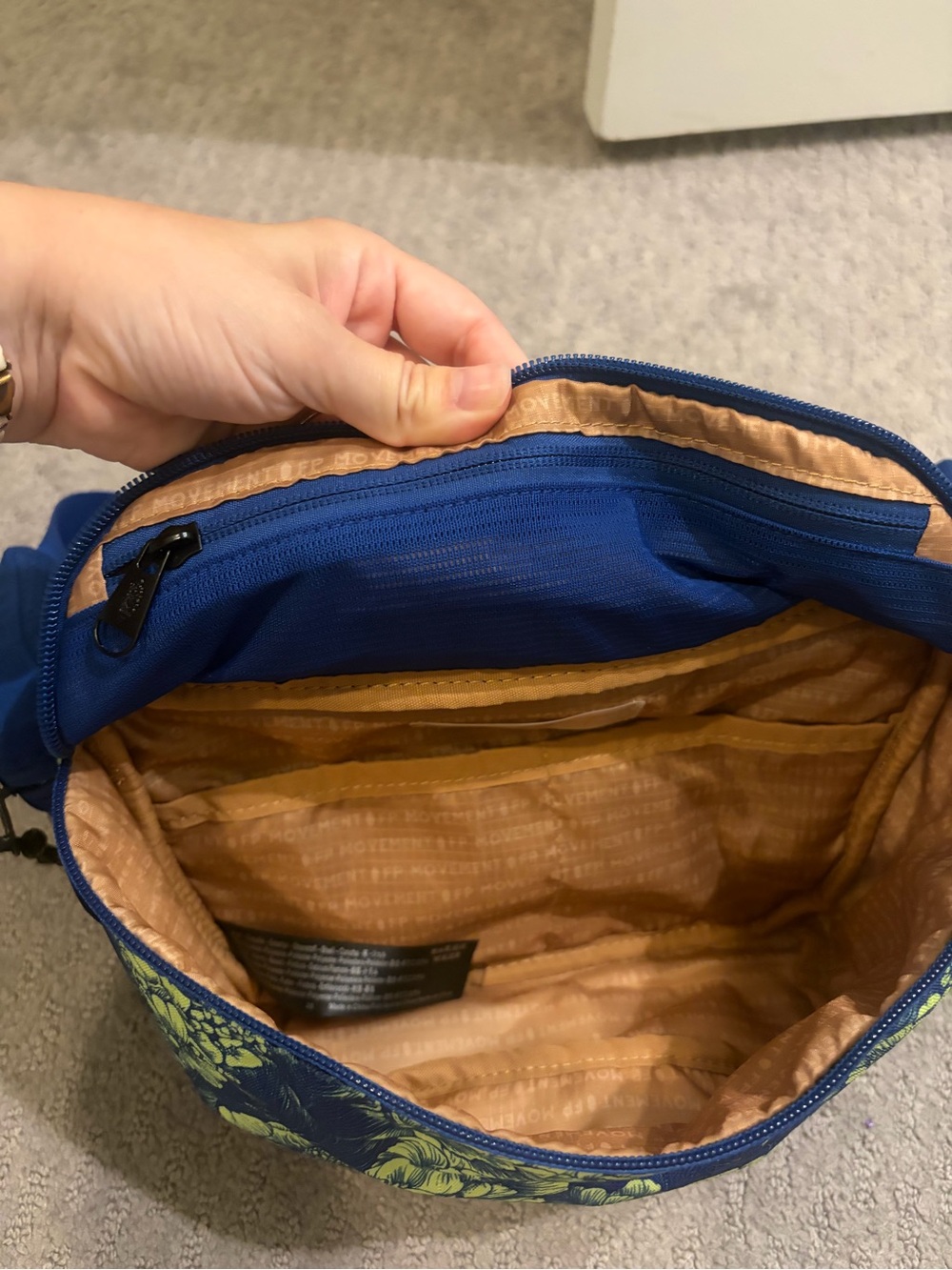 NWT FP Movement Happy Camper Cargo Sling Bag - Picture 9 of 10